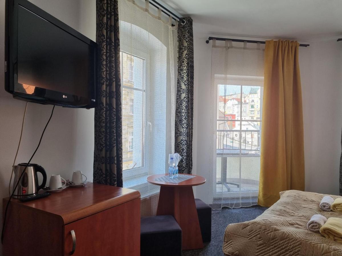 Przy Zelaznym Moscie Bed & Breakfast Klodzko Ngoại thất bức ảnh