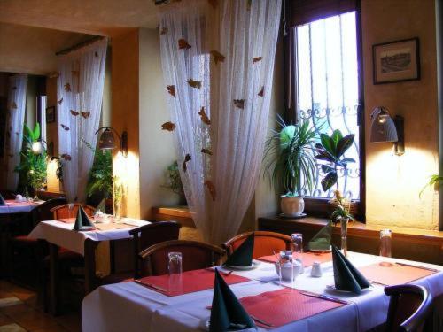 Przy Zelaznym Moscie Bed & Breakfast Klodzko Ngoại thất bức ảnh