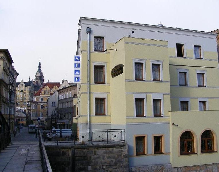 Przy Zelaznym Moscie Bed & Breakfast Klodzko Ngoại thất bức ảnh
